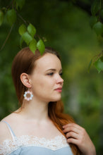 Load image into Gallery viewer, Karuselli - musta