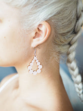 Load image into Gallery viewer, Pikku pisara - vaaleanpunainen